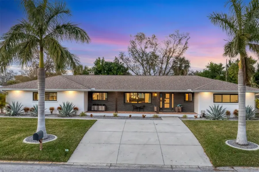 2411 Valencia Drive, Sarasota, FL 34239 - #2