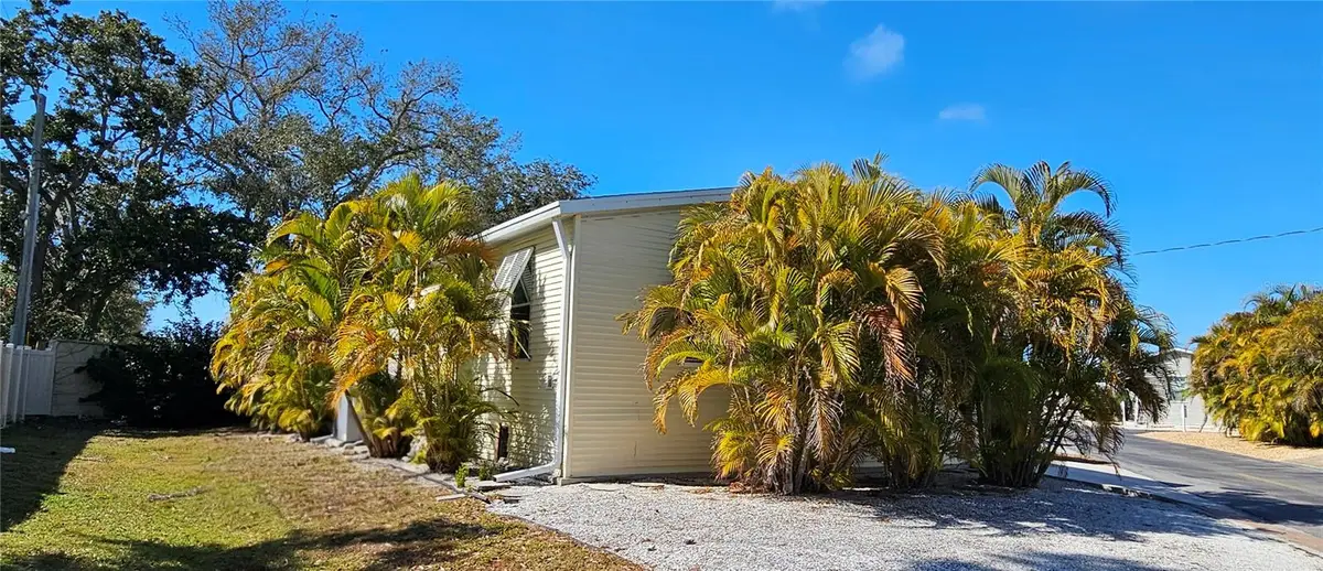 140 Southwinds Drive, Sarasota, FL 34231 - #1