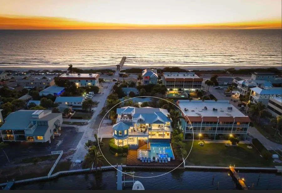 110 10th Street S, Bradenton Beach, FL 34217 - #2