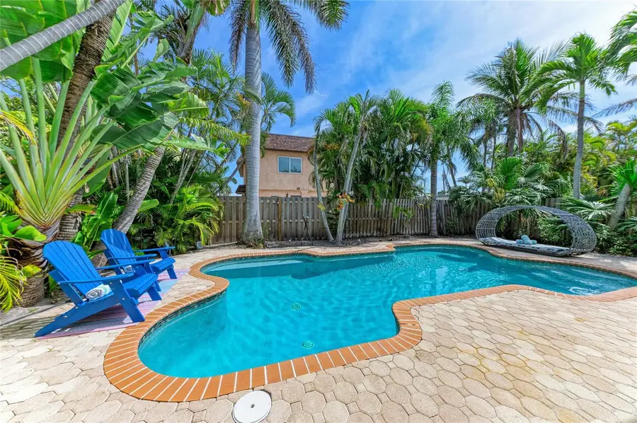 2111 Avenue B, Bradenton Beach, FL 34217 - #2