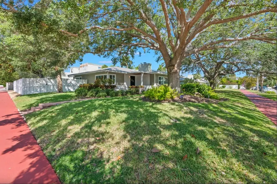 140 S Blvd Of The Presidents, Sarasota, FL 34236 - #2