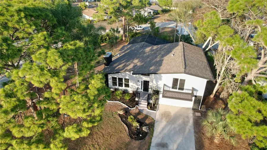 5667 Creekwood Drive, Sarasota, FL 34233 - #3