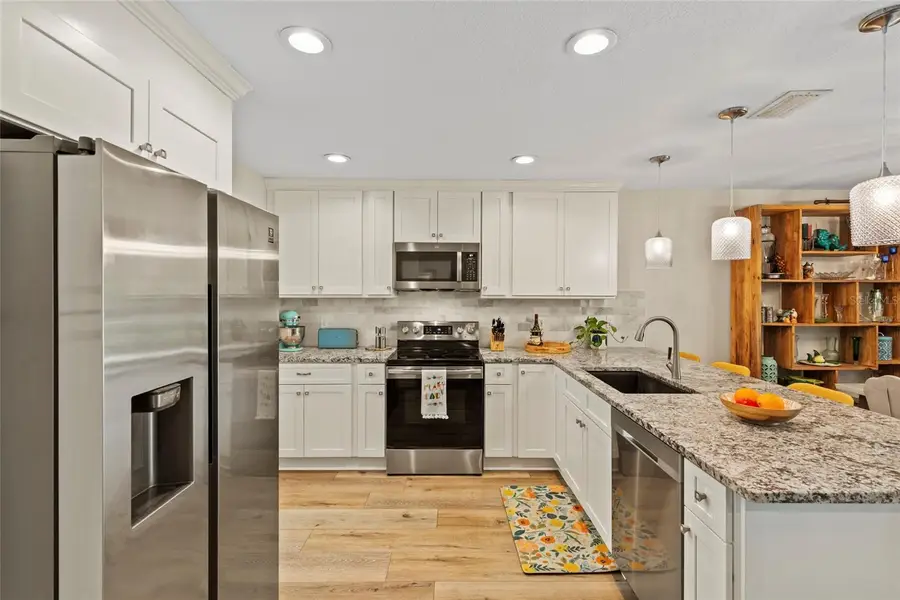 5612 Palm Aire Drive, Sarasota, FL 34243 - #3