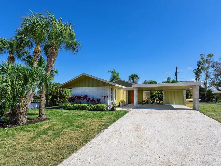 5669 America Drive, Sarasota, FL 34231 - #3