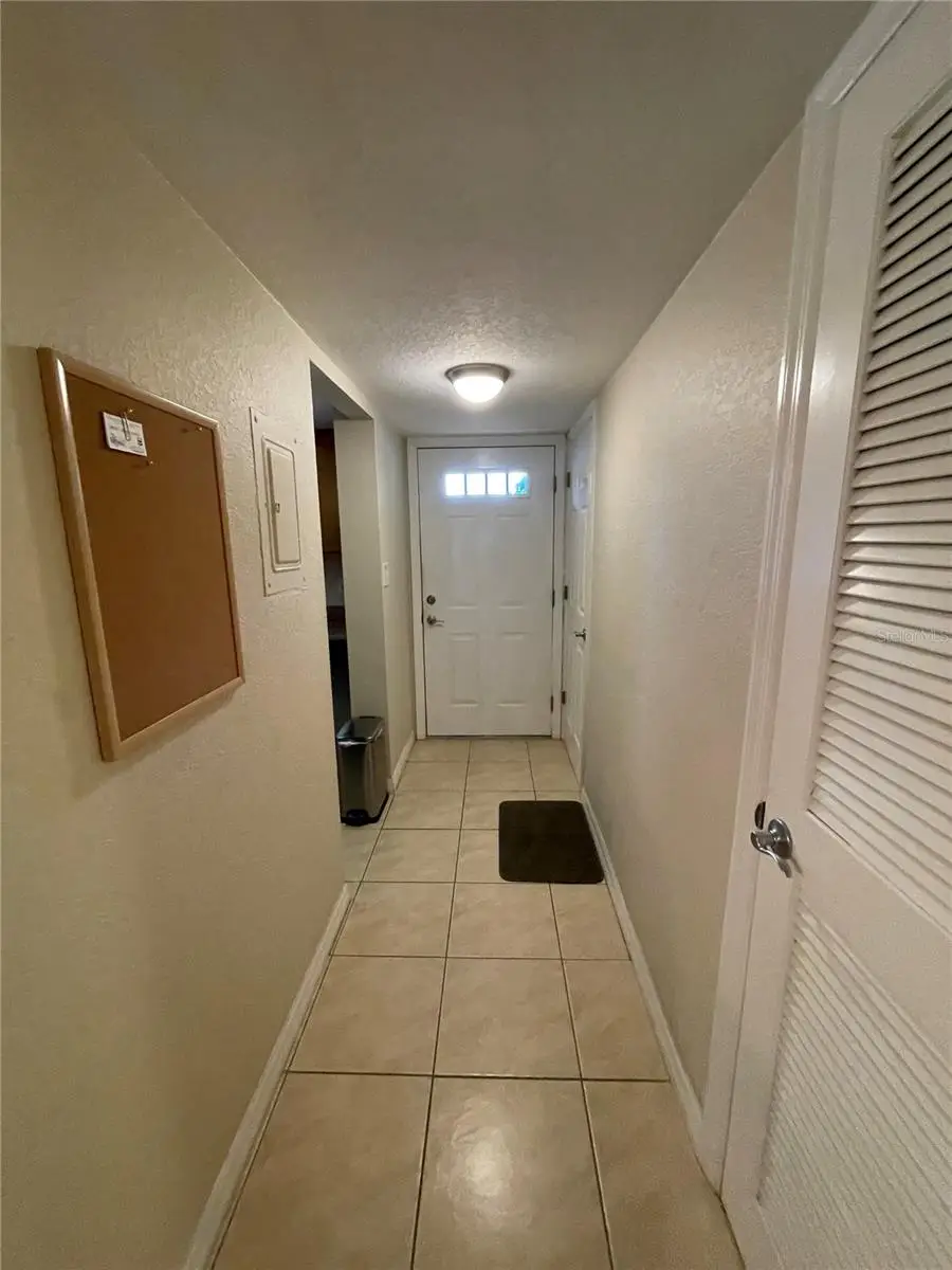 918 La Costa Circle #3, Sarasota, FL 34237 - #2
