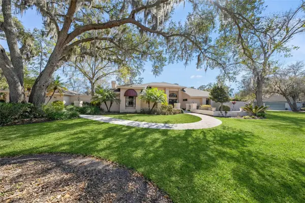 5125 Willow Leaf Drive, SARASOTA, FL 34241