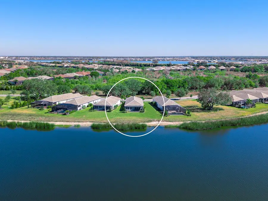 913 Crosswind Avenue, Sarasota, FL 34240 - #3