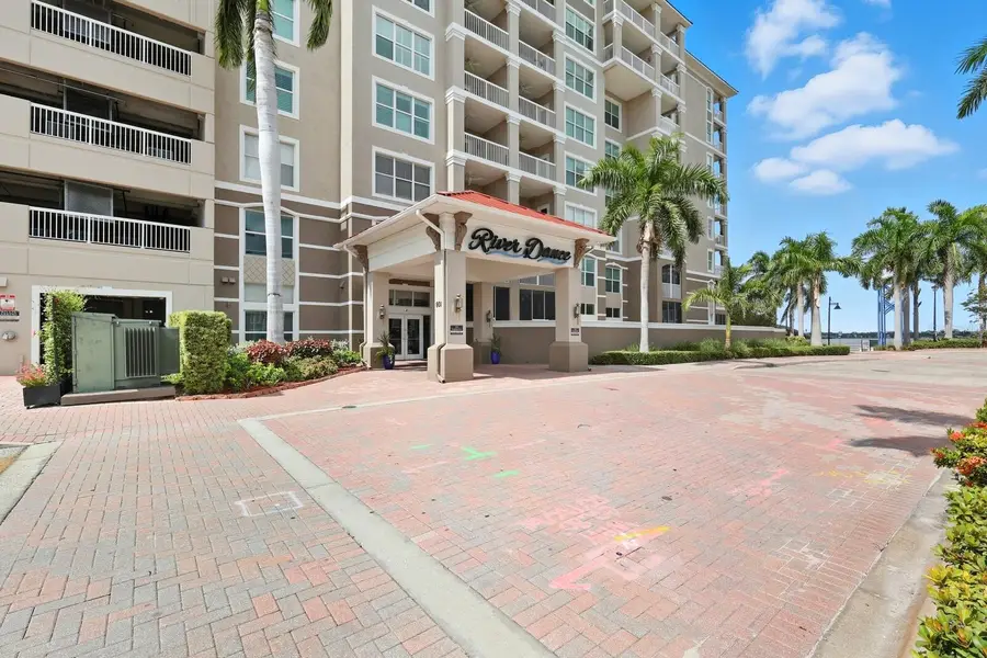 808 3rd Avenue W #111, Bradenton, FL 34205 - #2