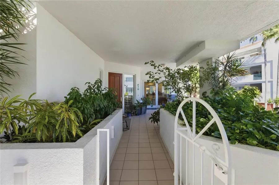 350 Gulf Of Mexico Drive #219, Longboat Key, FL 34228 - #2