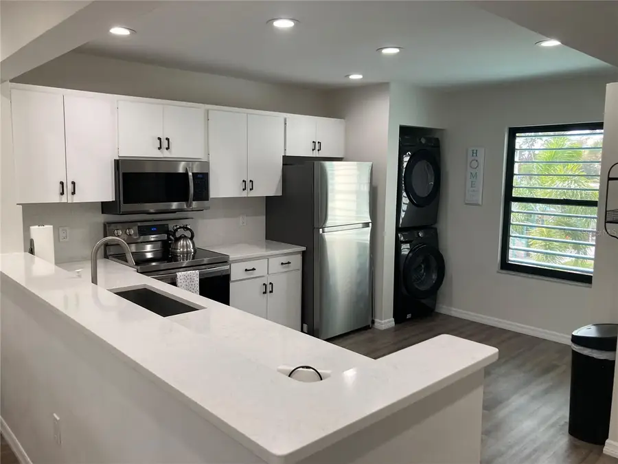 619 Spring Lakes Boulevard, Bradenton, FL 34210 - #3