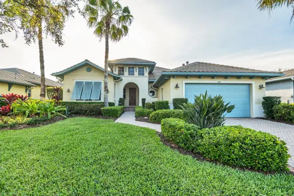 904 Riverscape Street, BRADENTON, FL 34208