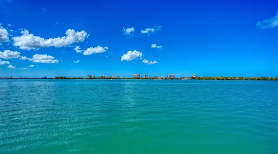 376 West Royal Flamingo Drive, Sarasota, FL 34236 - #2