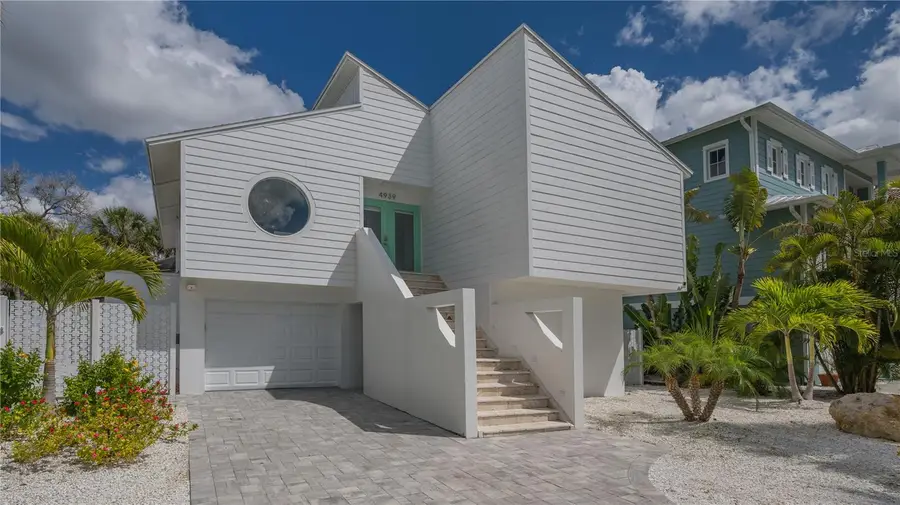 4939 Commonwealth Drive, Sarasota, FL 34242 - #2