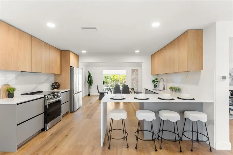 700 Tropical Circle, Sarasota, FL 34242 - #3