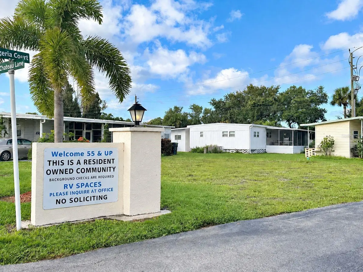 5302 Chateau Lane, Bradenton, FL 34207 - #1