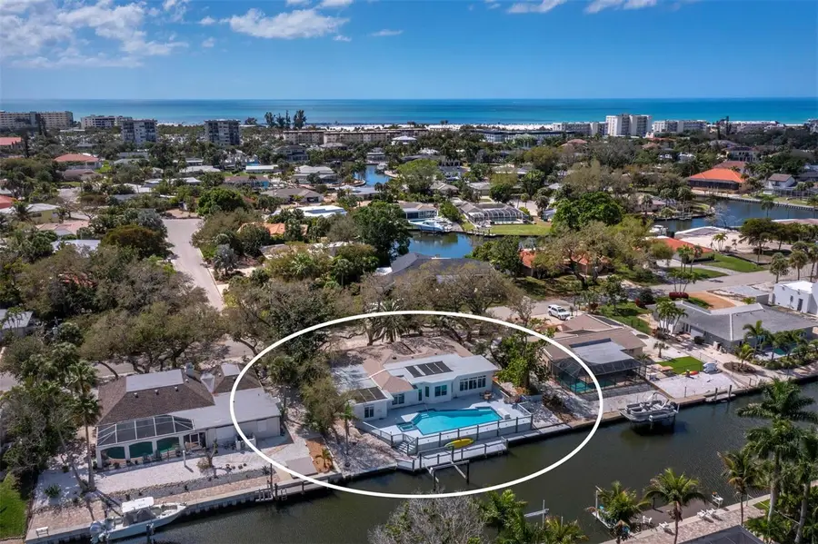 951 Contento St., Siesta Key, FL 34242 - #3