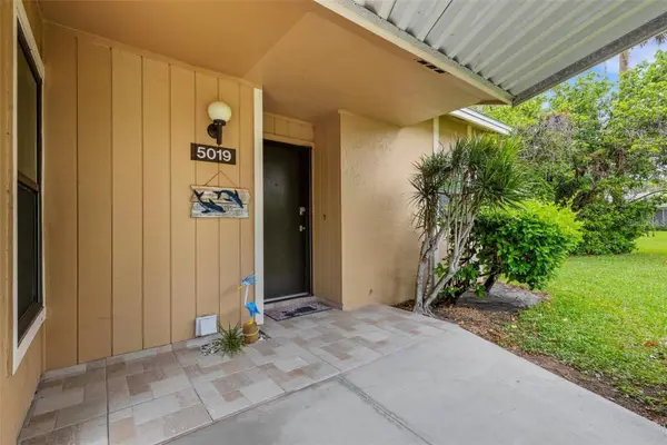 5019 Village Gardens Drive #31, SARASOTA, FL 34234