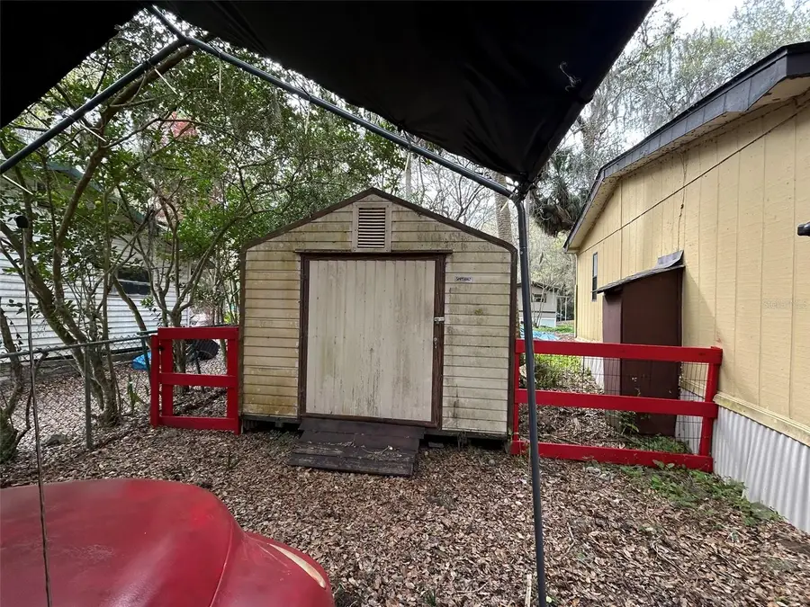 3128 Cr 418, Lake Panasoffkee, FL 33538 - #3