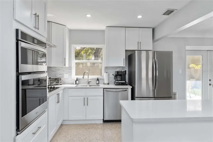 6950 29th Terrace N, Saint Petersburg, FL 33710 - #3