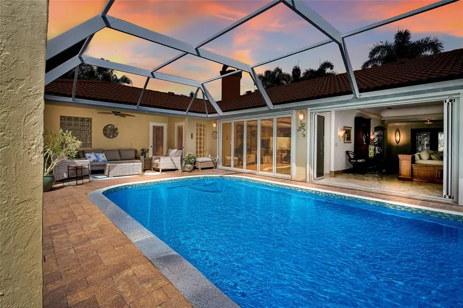 218 Robin Drive, Sarasota, FL 34236 - #2