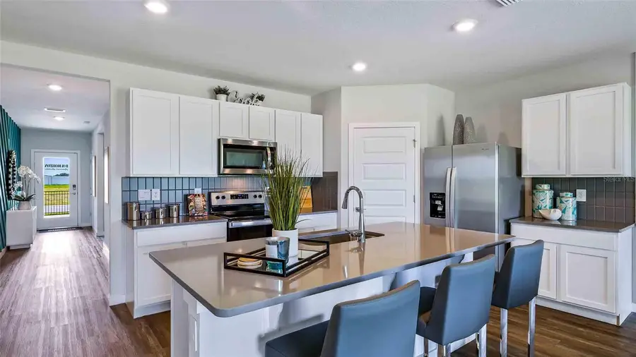 18224 Beehive Terrace, Lakewood Ranch, FL 34211 - #2