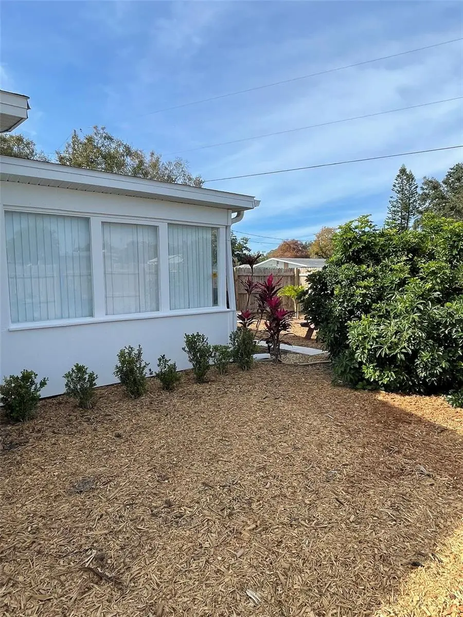 828 S Tuttle Avenue, Sarasota, FL 34237 - #3