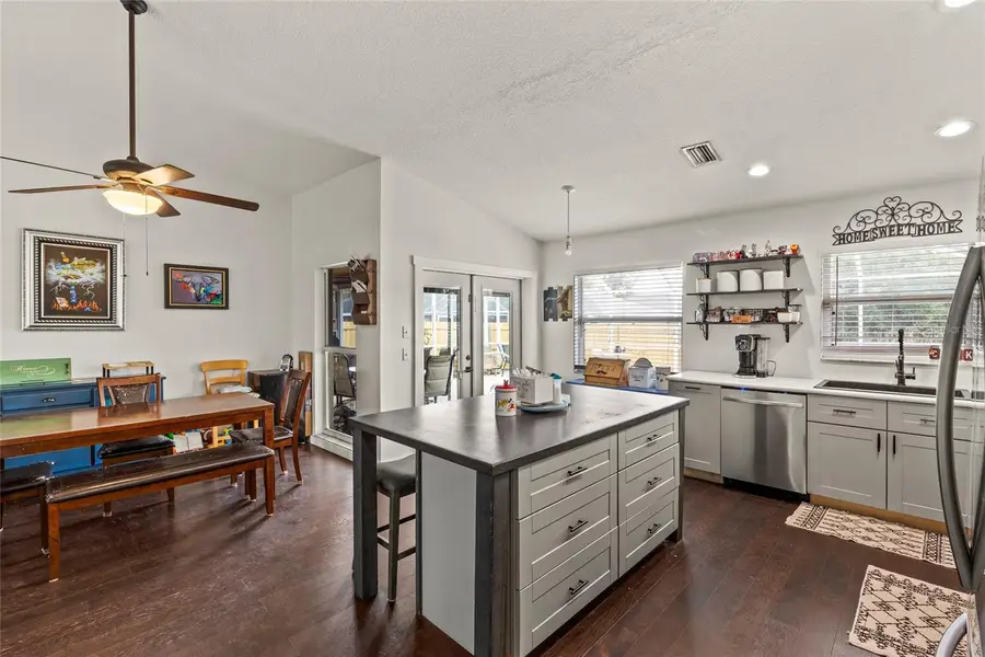 3703 31st Street E, Bradenton, FL 34208 - #3