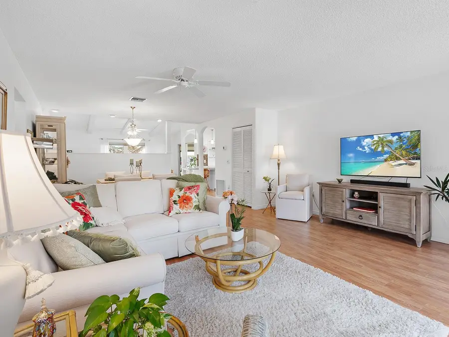 4266 Oakhurst Circle E #3060, Sarasota, FL 34233 - #2