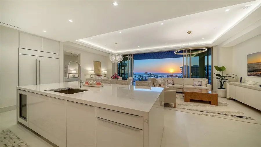 1581 Gulf Of Mexico Drive #406, Longboat Key, FL 34228 - #3