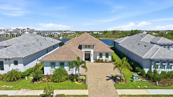 8340 Sea Glass Court, SARASOTA, FL 34240