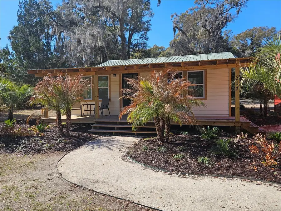 317 S Fern Street, San Mateo, FL 32187 - #3