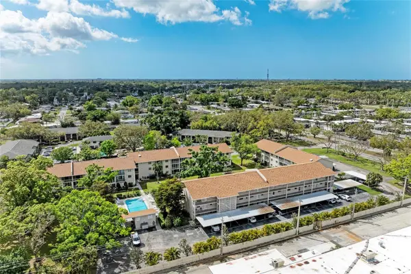 3983 Maceachen Boulevard #424, SARASOTA, FL 34233