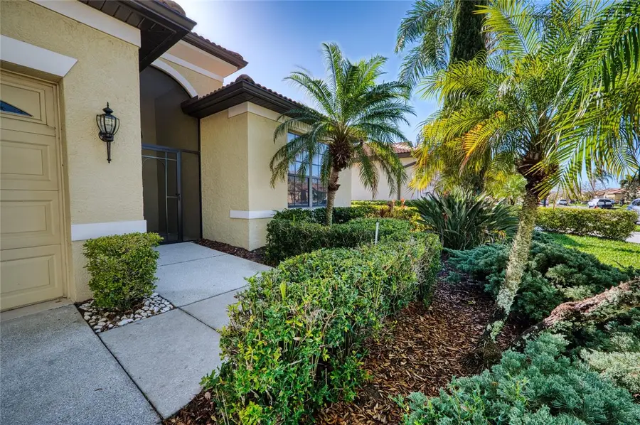 8142 Stirling Falls Circle, Sarasota, FL 34243 - #2