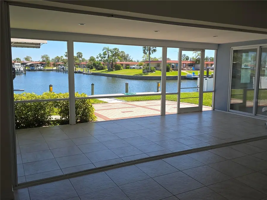 4007 Royal Palm Drive, Bradenton, FL 34210 - #2