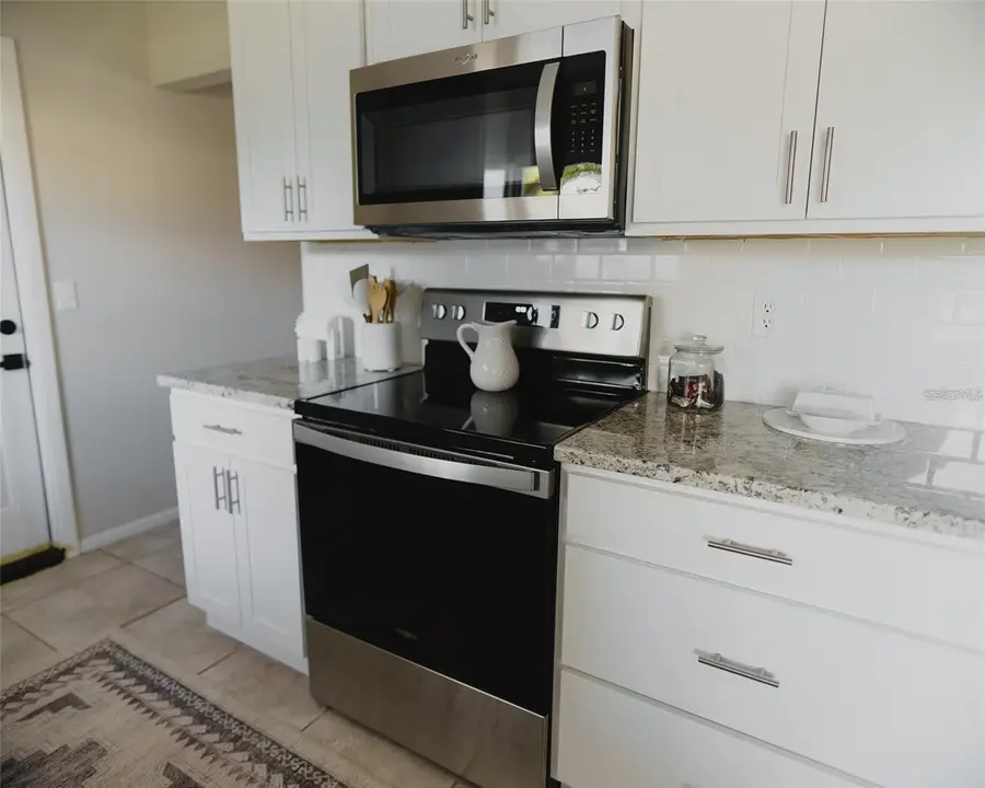 4549 Mcintosh Lane, Sarasota, FL 34232 - #3