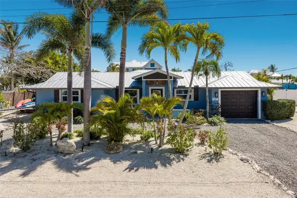 517 70th Street, HOLMES BEACH, FL 34217