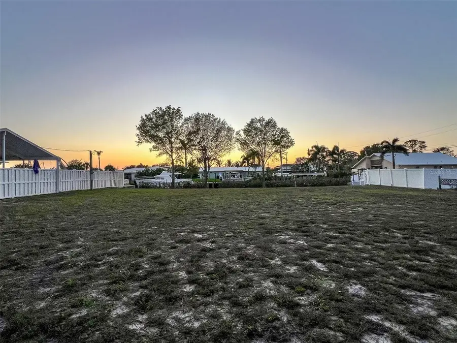 907 22nd Avenue W, Palmetto, FL 34221 - #3