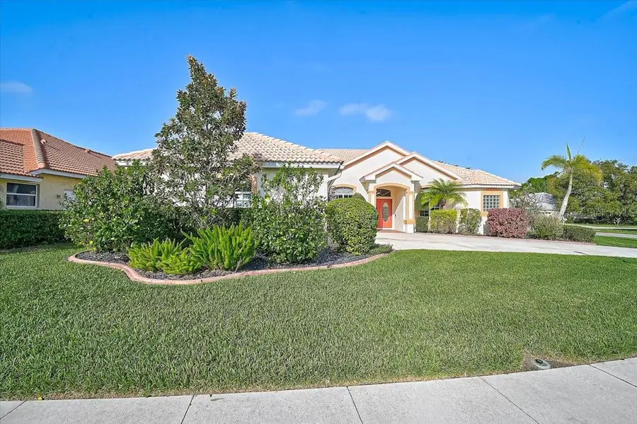 4422 Mcintosh Lake Avenue, Sarasota, FL 34233 - #2