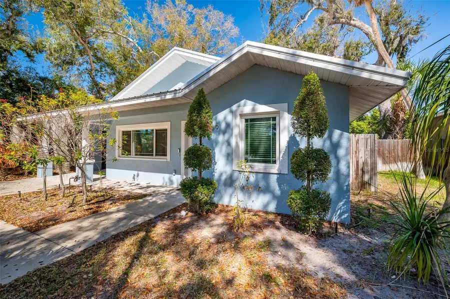 1039 23rd Street, Sarasota, FL 34234 - #2