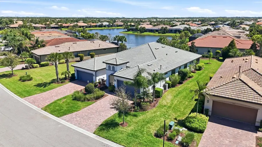 17039 Hampton Falls Terrace, Bradenton, FL 34202 - #2