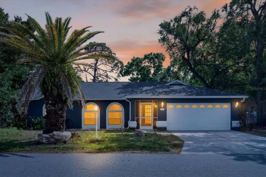 4644 Hamlets Grove Drive, Sarasota, FL 34235 - #3