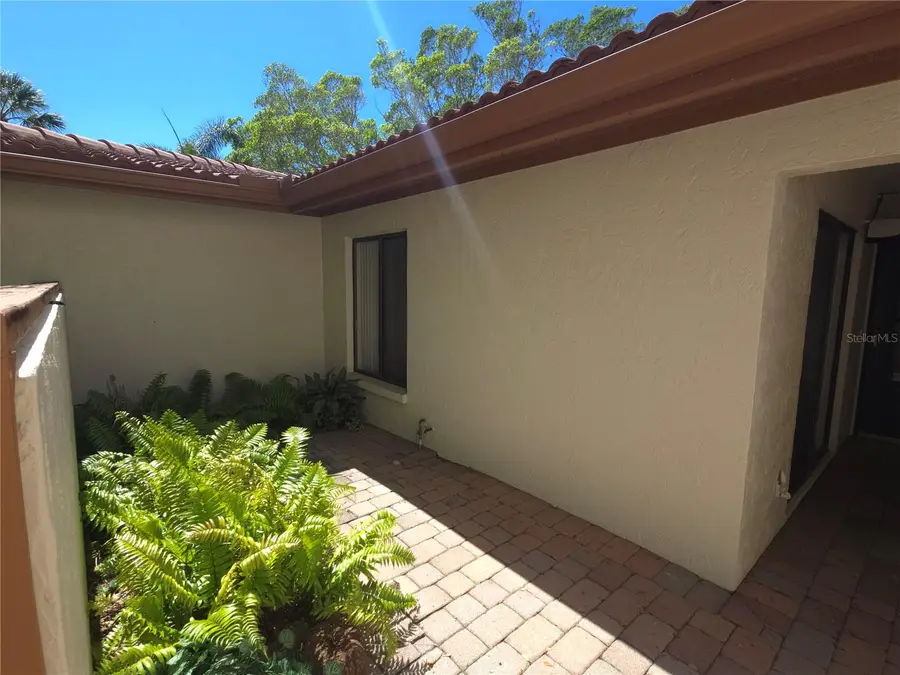 6413 Meadowlark Ln, Bradenton, FL 34210 - #3