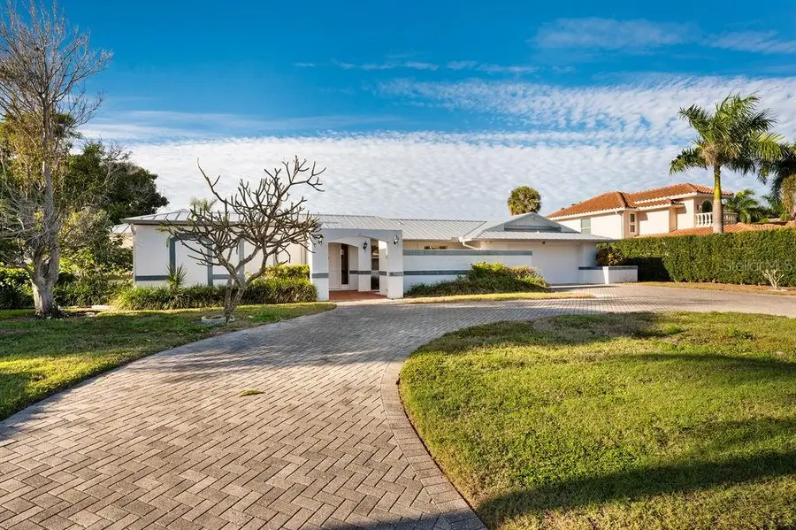 561 Birdie Lane, Longboat Key, FL 34228 - #3