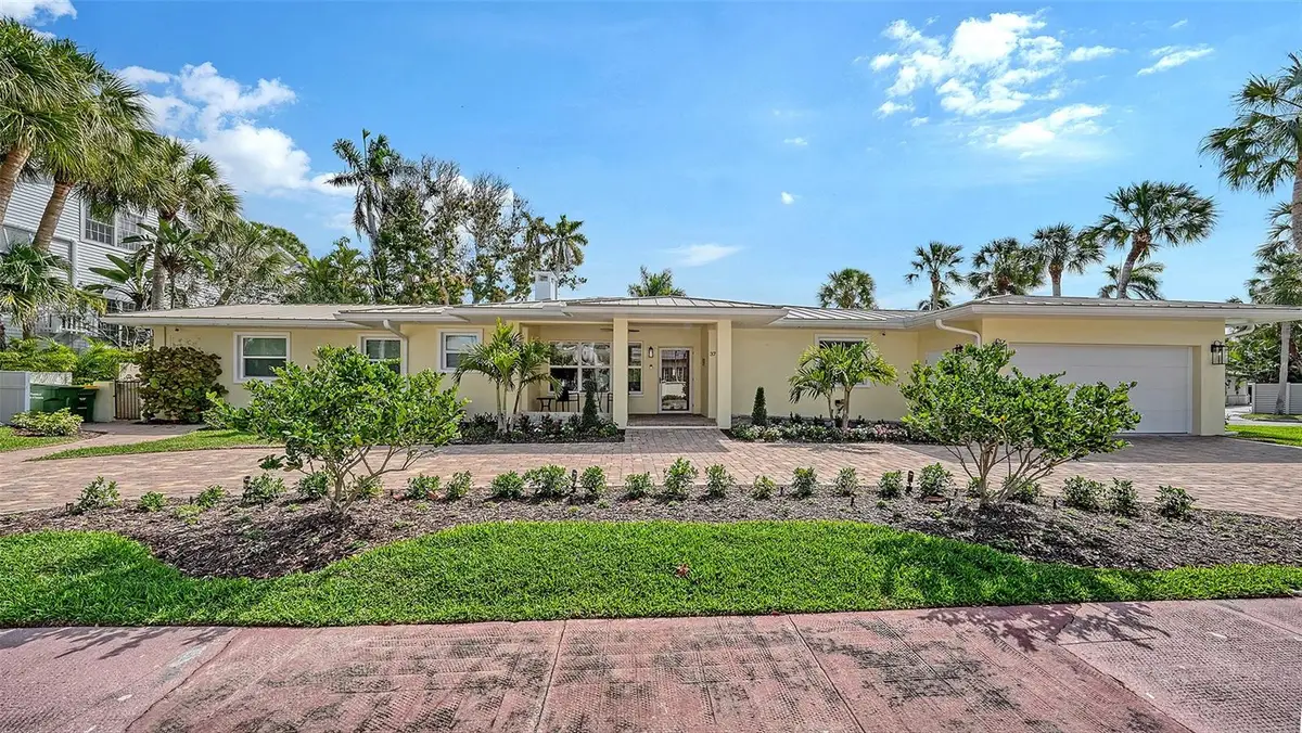 375 N Washington Drive, Sarasota, FL 34236 - #1