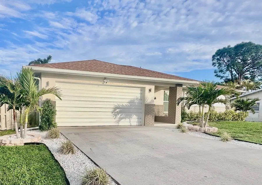 1045 Cumberland Road, Venice, FL 34293 - #2