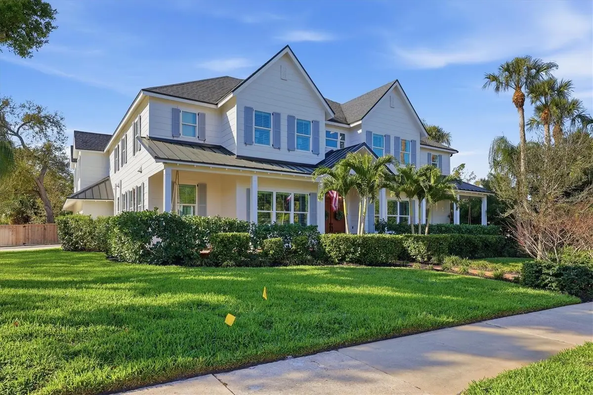 1686 North Drive, Sarasota, FL 34239 - #1