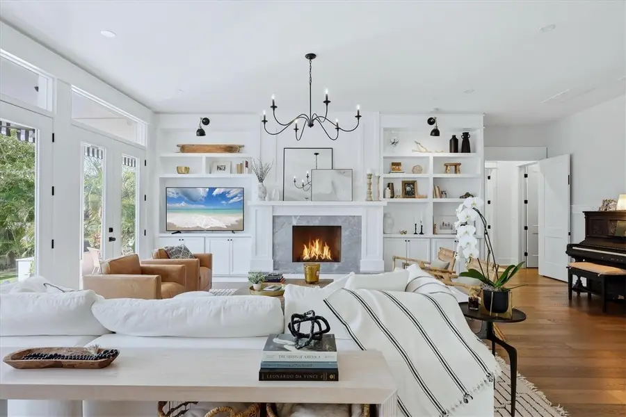 1686 North Drive, Sarasota, FL 34239 - #3