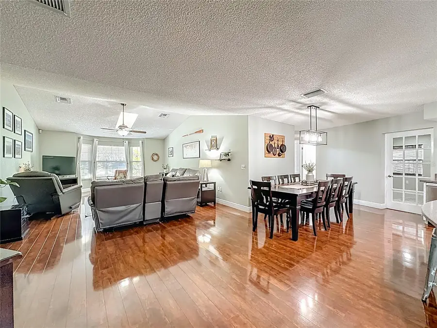 916 87th Street Nw, Bradenton, FL 34209 - #3