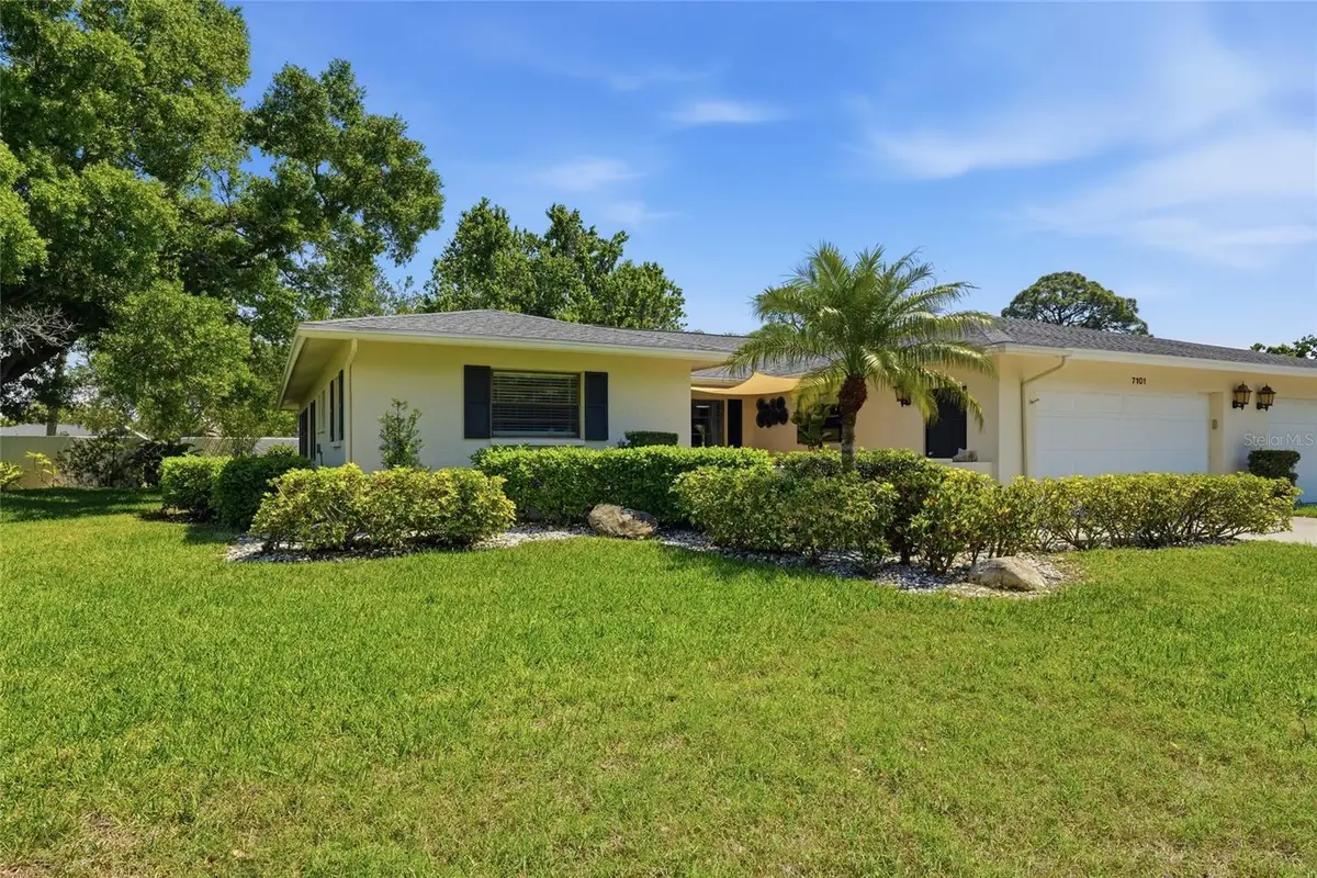 7101 Fairway Bend Circle, Sarasota, FL 34243 - #1