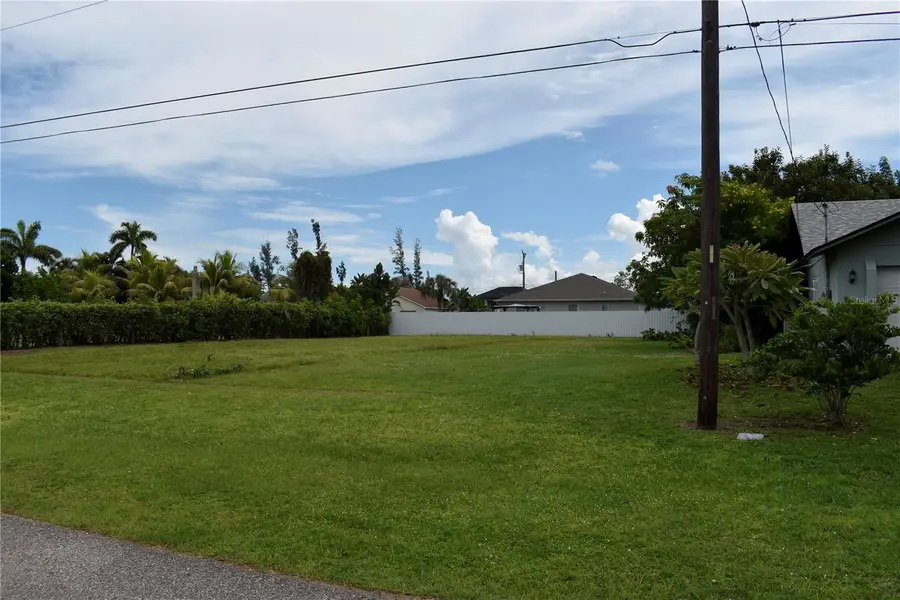 805 SW 6th Court, Cape Coral, FL 33991 - #2